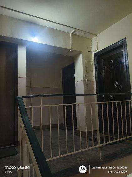 Vand apartament cu doua camere confort l - 3