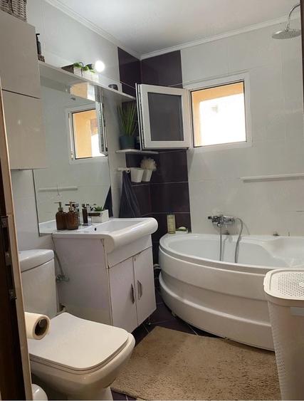 Apartament cu 2 camere decomandat în Trivale