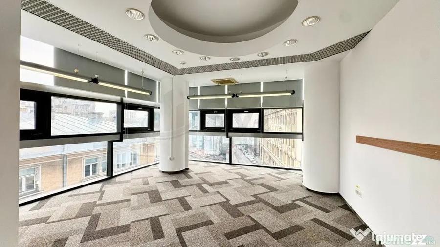 Spațiu comercial, de 476 mp, în Universitate