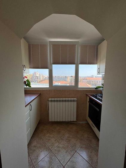 Apartament cu 3 camere decomandat în Lotus
