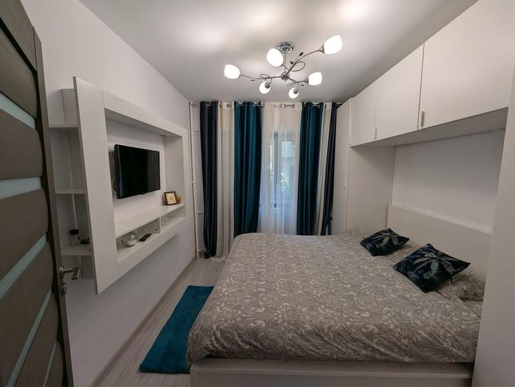 Apartament cu 2 camere decomandat în Boldești