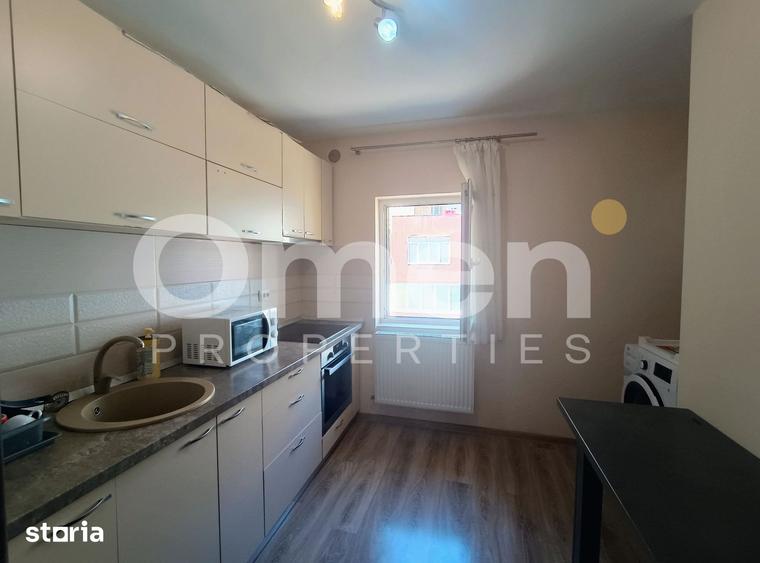 Apartament cu 3 camere semidecomandat, mobilat în Gării