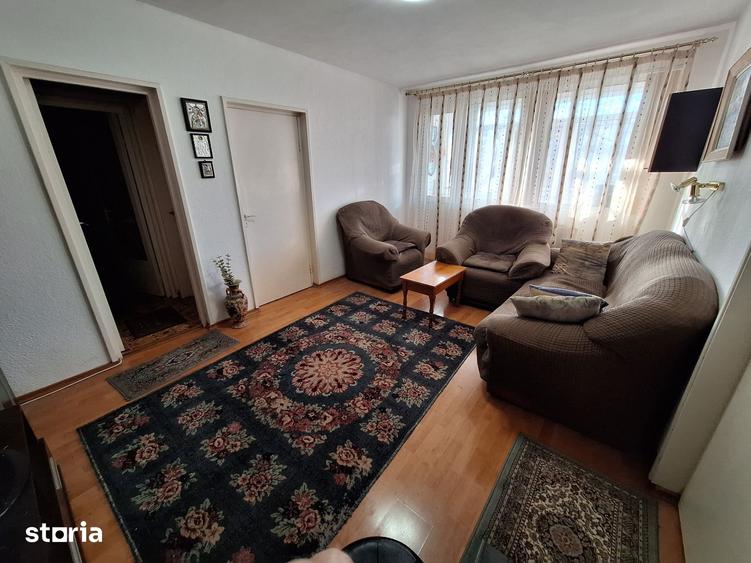 Apartament cu 2 camere semidecomandat în Mazepa 1