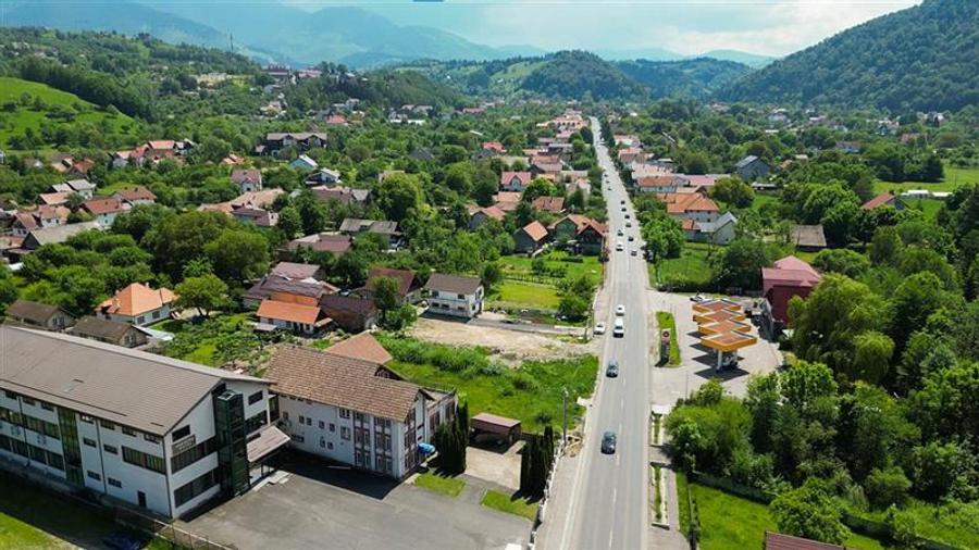 Teren Construcții intravilan de 1570 mp, în Bran