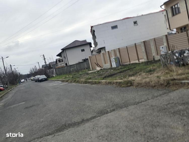 Teren de 550 mp, în Nord