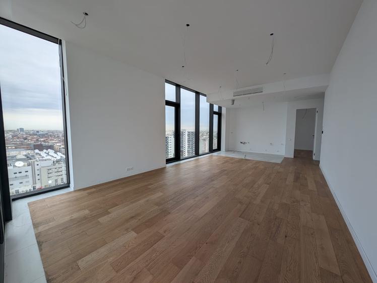 Penthouse cu 4 camere decomandat în Cotroceni