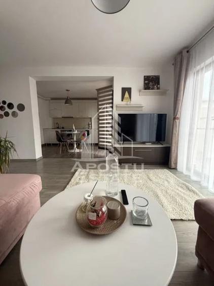 Apartament cu 2 camere decomandat în Giroc — fotografia 3
