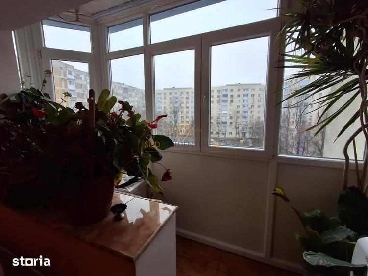 Apartament cu 4 camere decomandat în Apărătorii Patriei