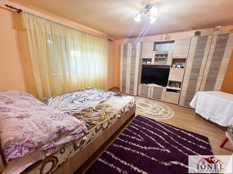 Casă individuală cu 5 camere cu Garaj în Vurpăr