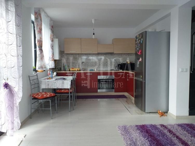 Casă cu 4 camere în Juc-Herghelie