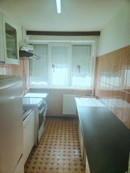 Apartament cu 2 camere semidecomandat în Cantemir