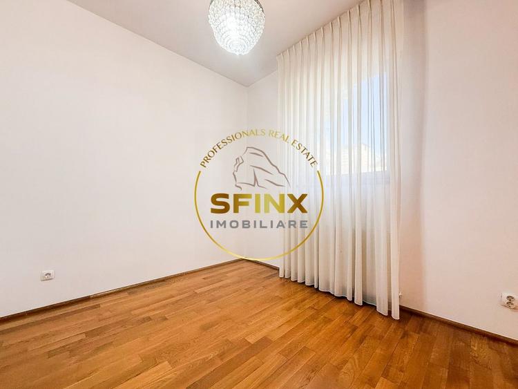 Duplex cu 7 camere cu Canalizare în Parcul Circului
