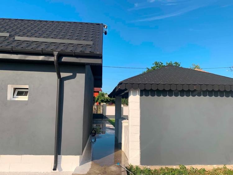 Casă individuală cu 3 camere cu Canalizare în Almăj