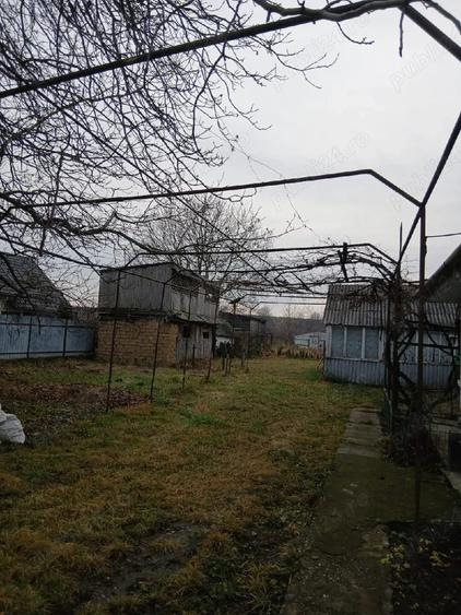 Teren de 1300 mp, în Urecheni