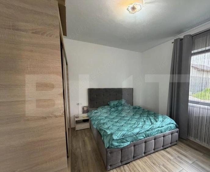 Apartament cu 3 camere decomandat în Crișeni