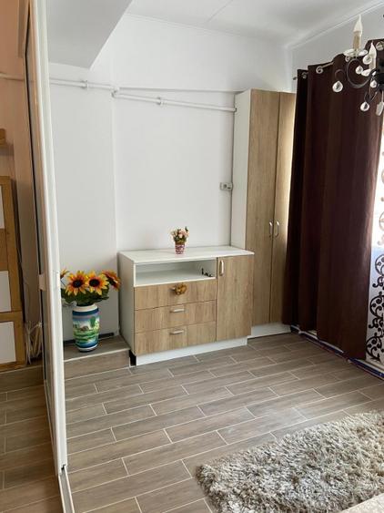 Apartament 3 camere zona Strand 2 - 6