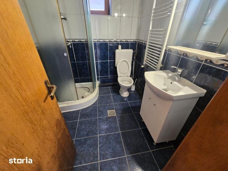 Casă cu 9 camere cu Teren 1295 Mp în Craiovei