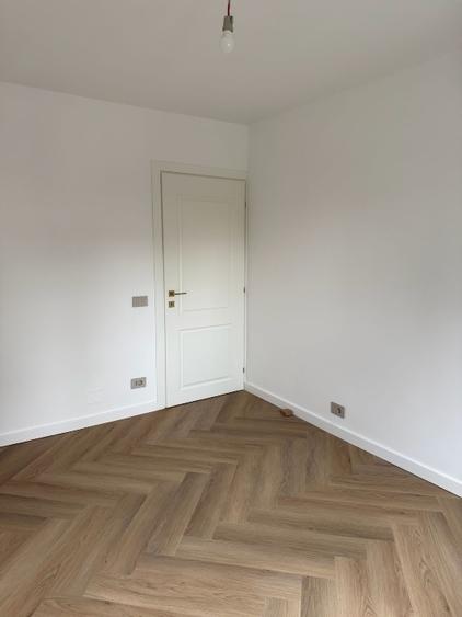Apartament cu 3 camere decomandat în Floreasca