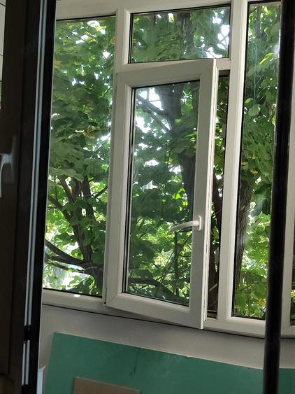Apartament cu 2 camere semidecomandat în Costin Georgian