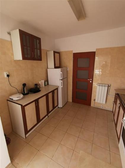 Apartament cu 2 camere decomandat, mobilat în Canta