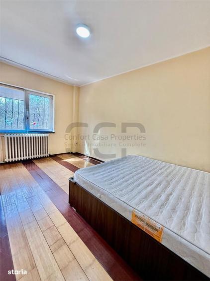 Apartament cu 2 camere decomandat în Văcăresti
