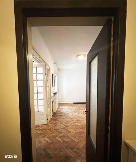 Apartament cu 2 camere decomandat în Centrul Istoric