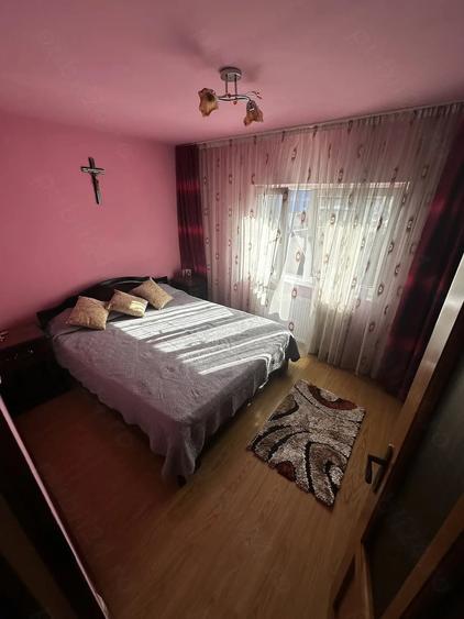 Apartament cu 3 camere nedecomandat în Central