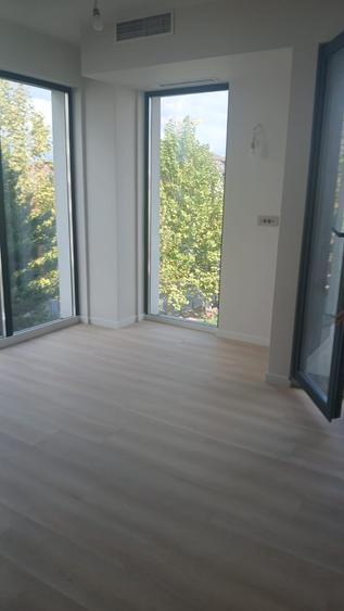 Apartament cu 3 camere decomandat în Iancu Nicolae