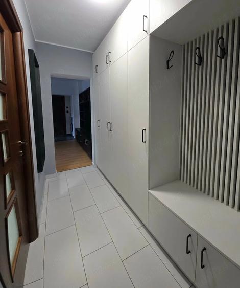 Apartament cu 2 camere semidecomandat în Crângași