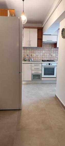 Apartament cu 2 camere decomandat, mobilat în Unirii