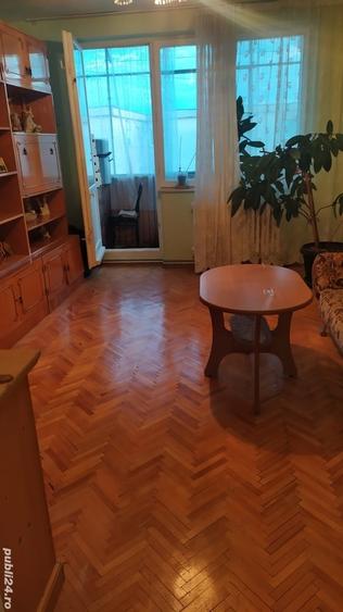Apartament cu 3 camere decomandat în Reghin