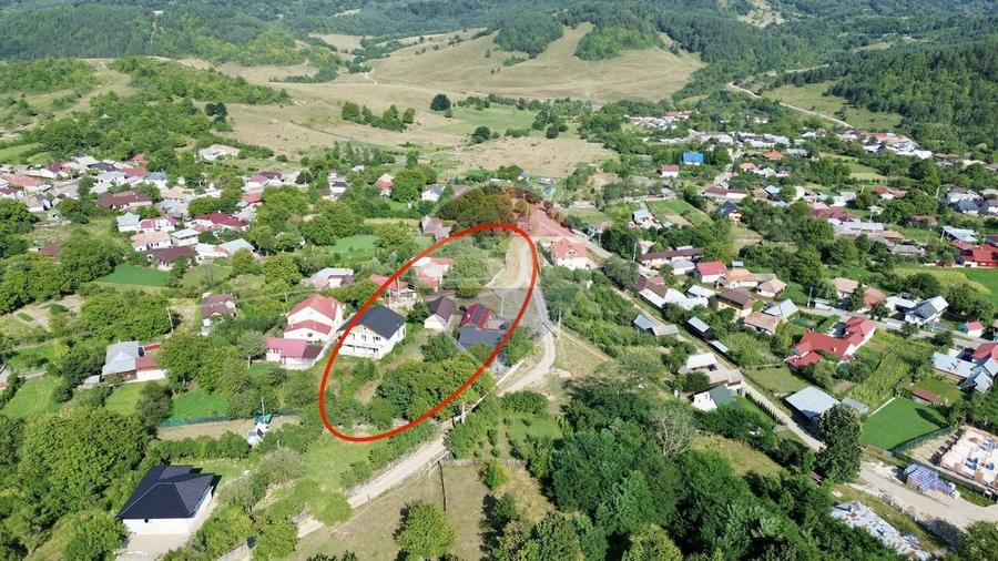 Casă individuală cu 3 camere cu Teren 900 Mp în Soveja