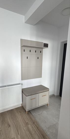 Apartament cu 2 camere decomandat în Ipotești
