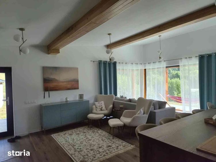 Casă cu 3 camere cu Teren 1000 Mp în Râmeț