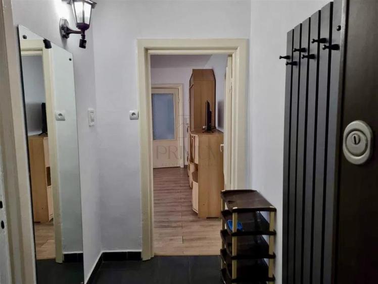Apartament cu 2 camere decomandat, mobilat în Spitalul Județean