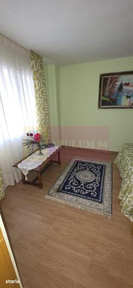 Casă cu 3 camere cu Teren 340 Mp în Poiana