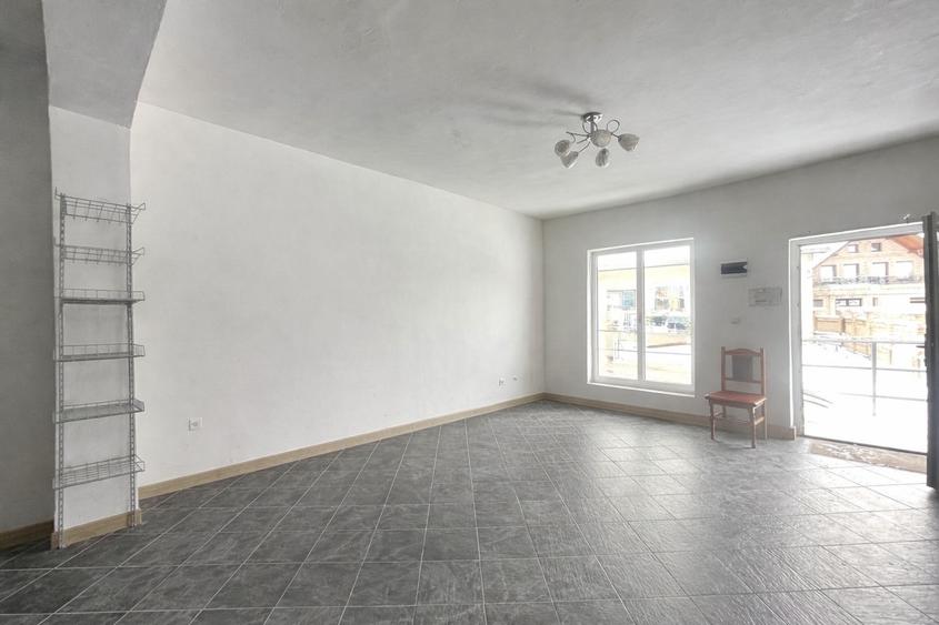 Spațiu comercial de Închiriere/Vânzare | 110 mp | Dornești - 1