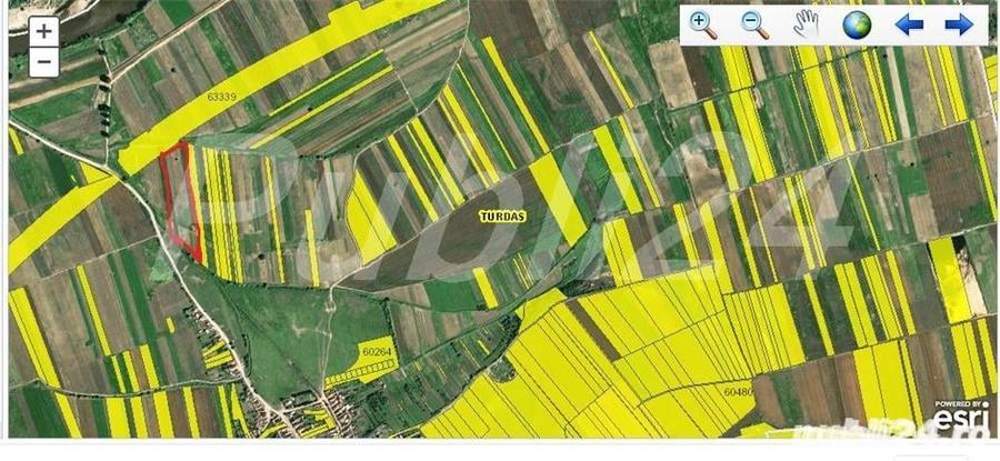 Teren de 4100 mp, în Pricaz