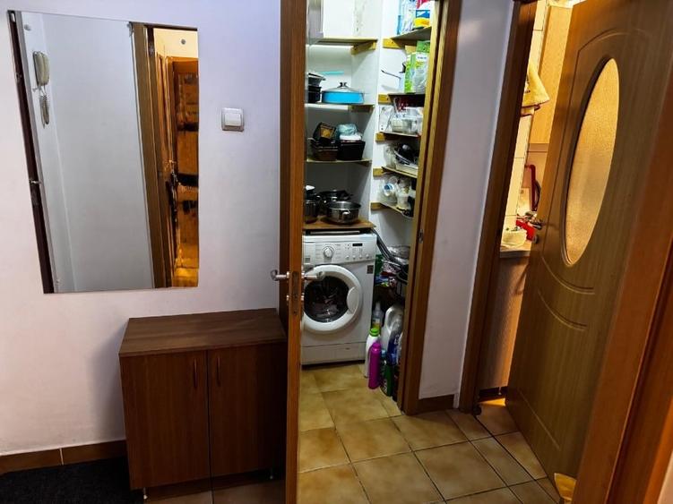 Apartament cu 2 camere semidecomandat, mobilat în Iancului
