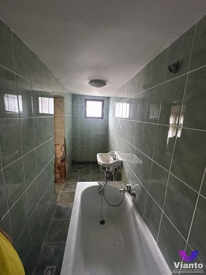 Casă individuală cu 3 camere cu Canalizare în Fântânele