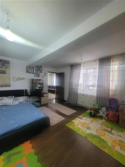 Casă individuală cu 5 camere cu Teren 189 Mp în Lumina