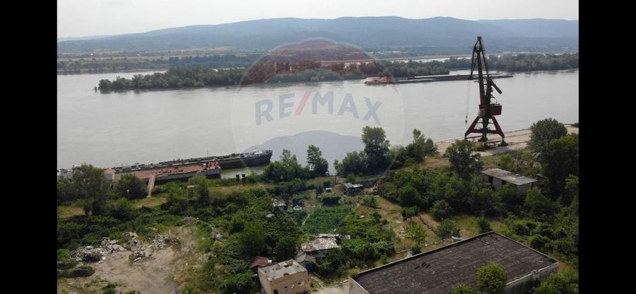 Teren Construcții intravilan de 4000 mp, în Gura Văii