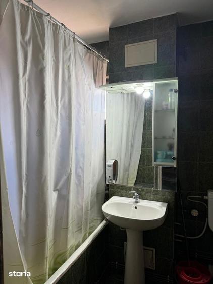 Apartament cu 3 camere în Mărăcineni