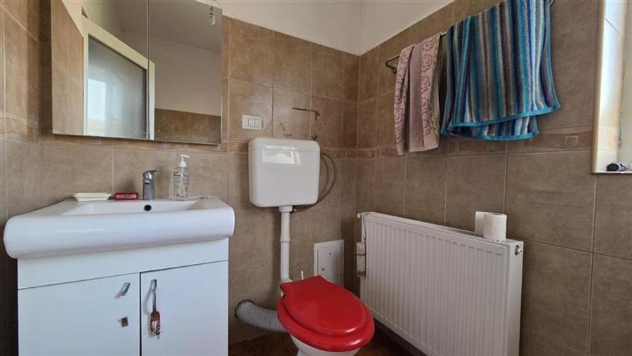 Casă individuală cu 2 camere cu Canalizare în Iosefin