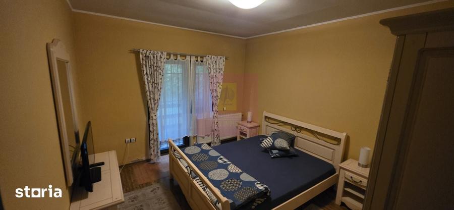 Casă cu 5 camere cu Teren 500 Mp în Central
