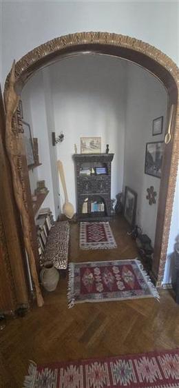 Apartament cu 3 camere decomandat în Universitate