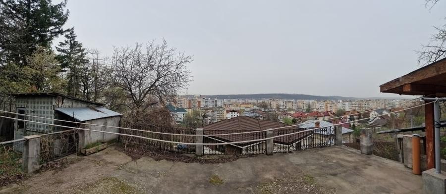 Casă individuală cu 4 camere în Păcurari