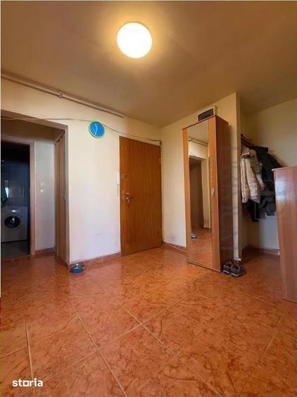 Apartament cu 4 camere decomandat în Complex Studențesc