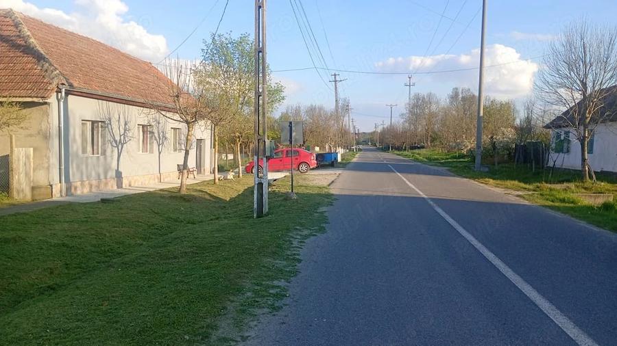 Teren de 3549 mp, în Ferendia