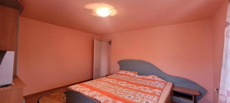 Casă cu 5 camere cu Teren 3316 Mp în Felcheriu